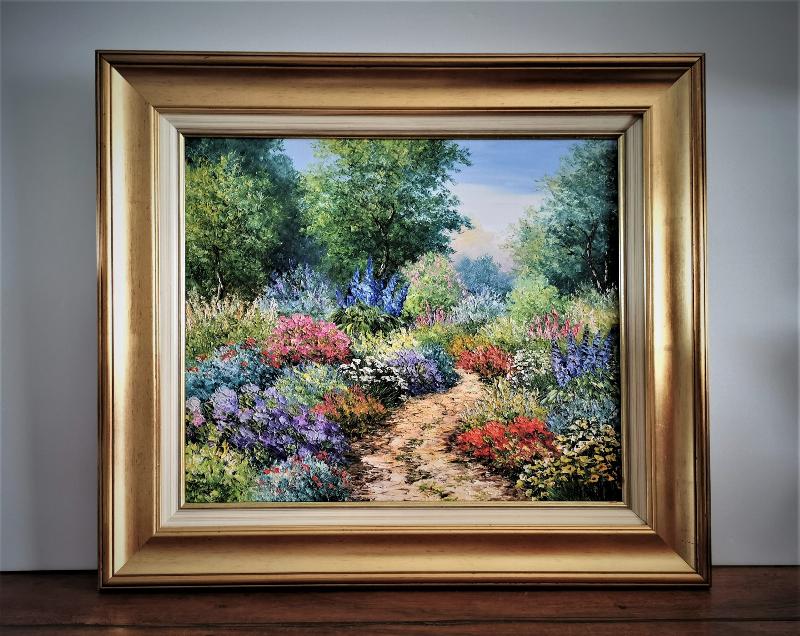 Une statuette danseuse Art Déco en bronze et ivoire, avec des lignes géométriques et un style moderne, typique des années 1920-1930.